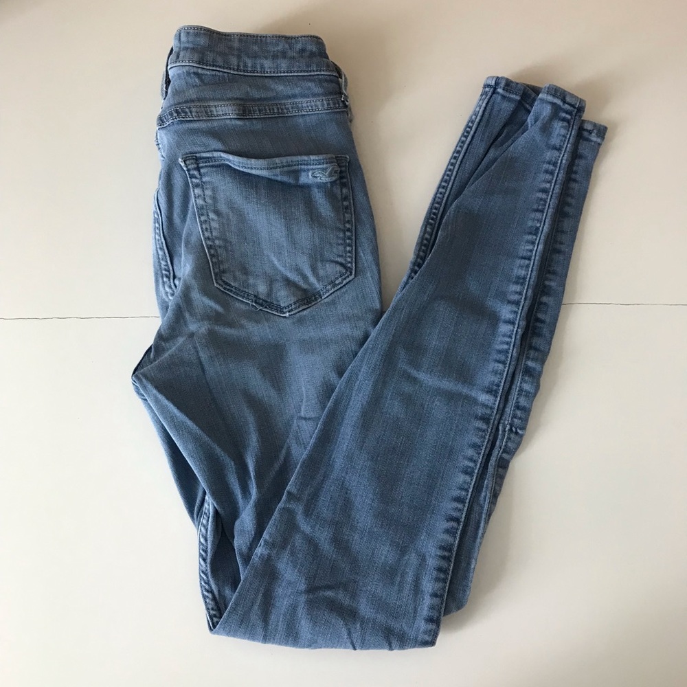 HOLLISTER JEANS